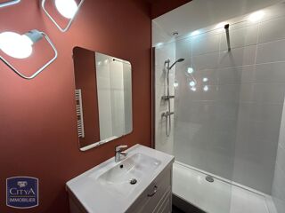  Appartement à louer 1 pièce 33 m²