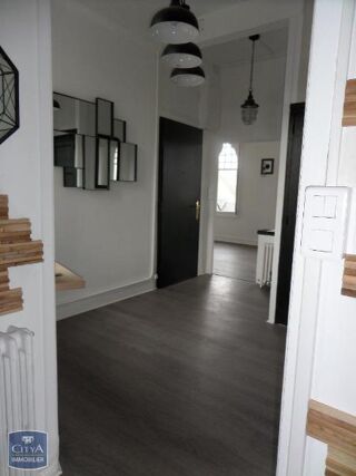  Appartement à louer 3 pièces 85 m²