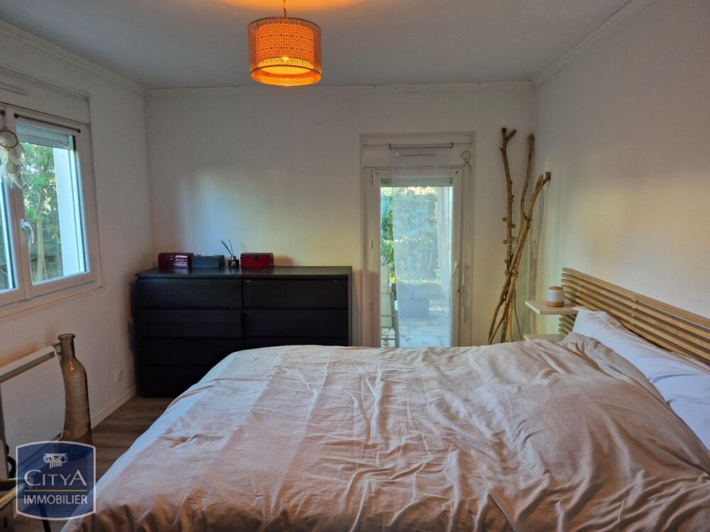 location Appartement - 3 pièce(s) Nîmes (30000)