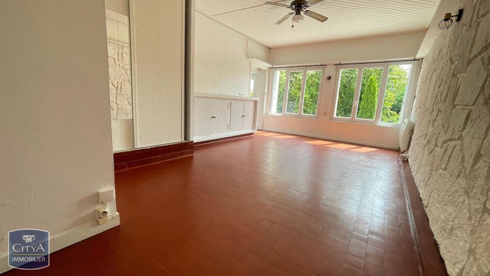 À LOUER : Appartement T1 situé à Dijon L'appartement se ....