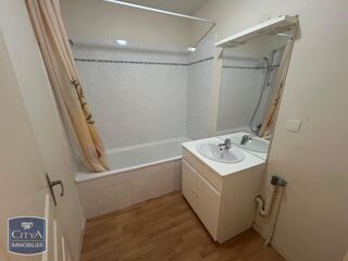  Maison à louer 3 pièces 64 m²