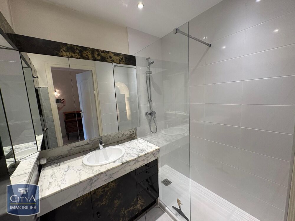 location Appartement - 2 pièce(s) - 63 m² Grenoble (38100)
