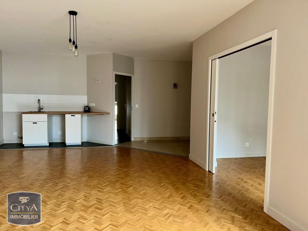 location Appartement - 4 pièce(s) - 96 m² Lyon 6