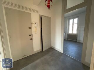  Appartement à louer 2 pièces 48 m²
