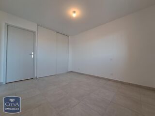 location Appartement - 2 pièce(s) - 48 m² Caumont-sur-Durance (84510)