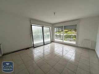  Appartement à louer 3 pièces 76 m²