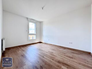  Appartement à louer 3 pièces 71 m²