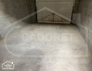  Parking / Garage � louer 
