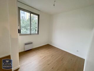  Appartement à louer 1 pièce 33 m²