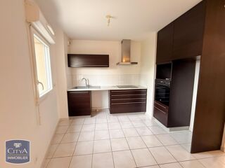  Appartement à louer 3 pièces 72 m²
