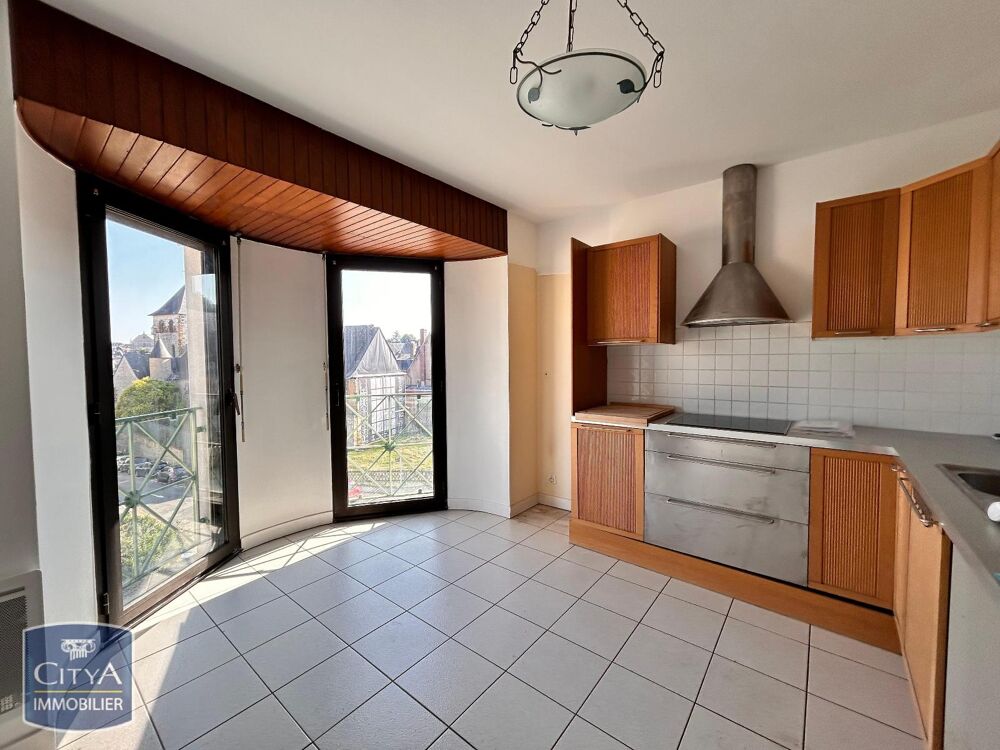 location Appartement - 4 pièce(s) - 107 m² Laval (53000)