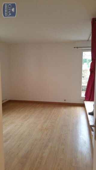  Appartement à louer 1 pièce 38 m²