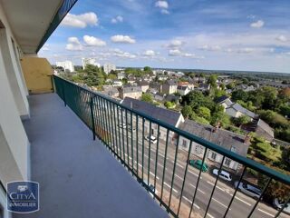  Appartement à louer 3 pièces 74 m²