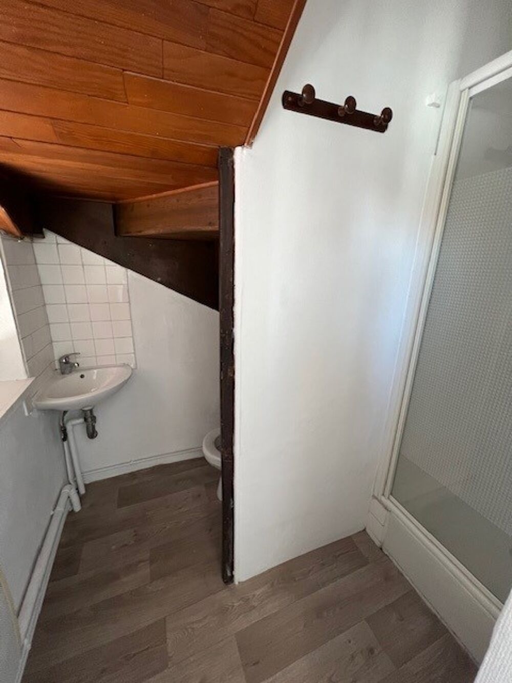 Appartement T2 rénové, situé rue Carnot -dans l'hyper ce....