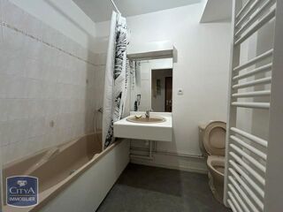  Appartement à louer 1 pièce 36 m²