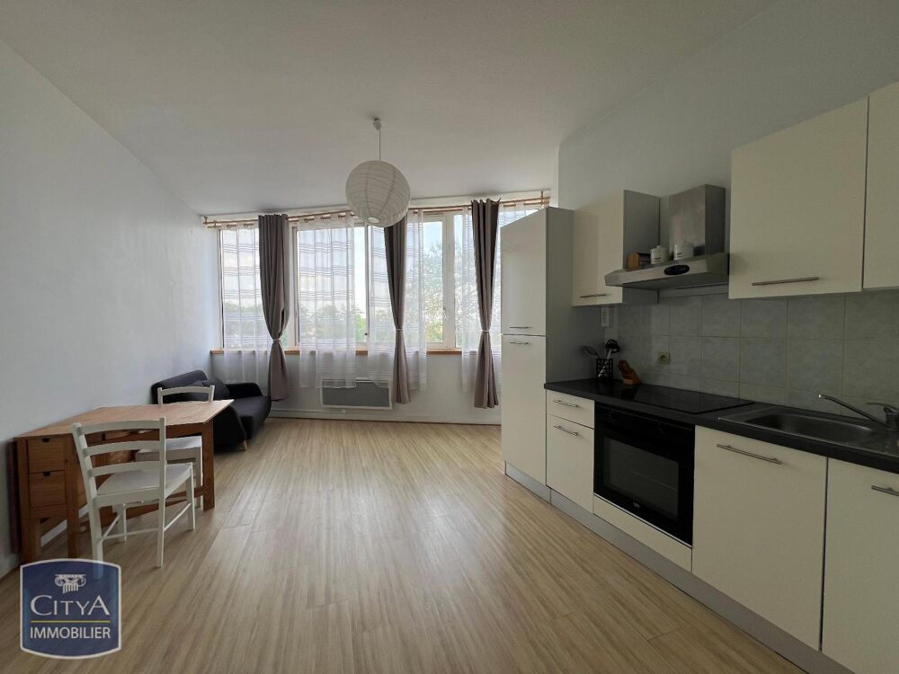 location Appartement - 2 pièce(s) - 42 m² Angoulême (16000)