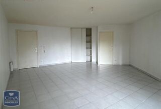  Appartement à louer 3 pièces 70 m²