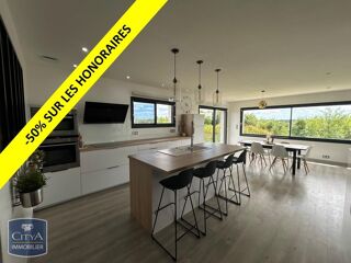  Maison à louer 4 pièces 141 m²