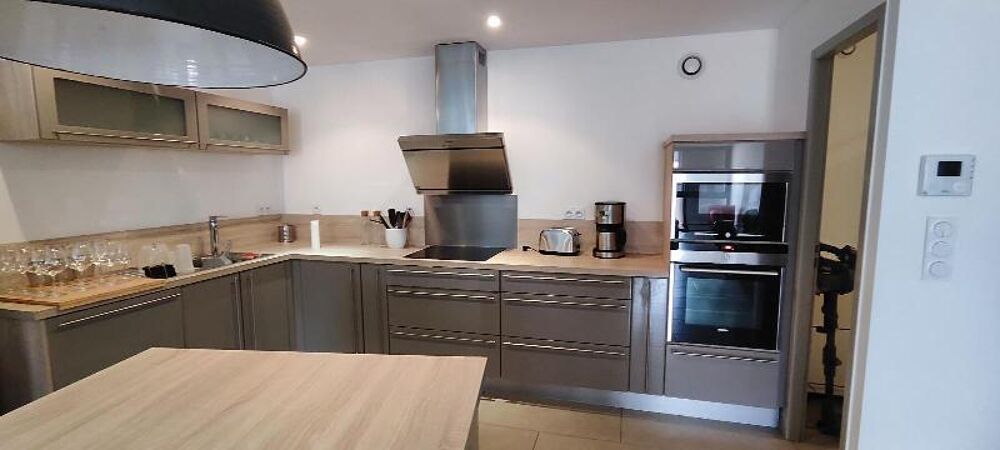 location Appartement - 3 pi�ce(s) - 131 m� Bompas (66430)