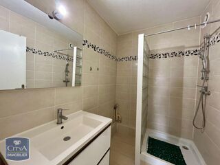  Appartement � louer 3 pi�ces 77 m�