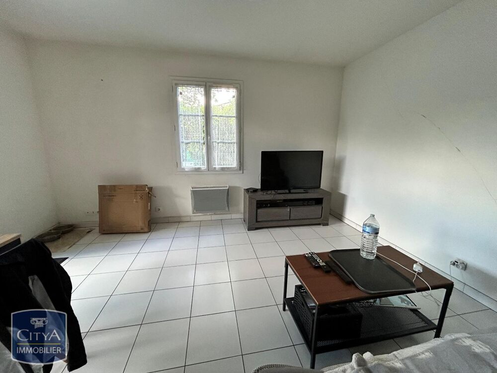 location Appartement - 3 pièce(s) - 57 m² Frontenay-Rohan-Rohan (79270)