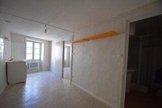  Appartement à louer 2 pièces 27 m²