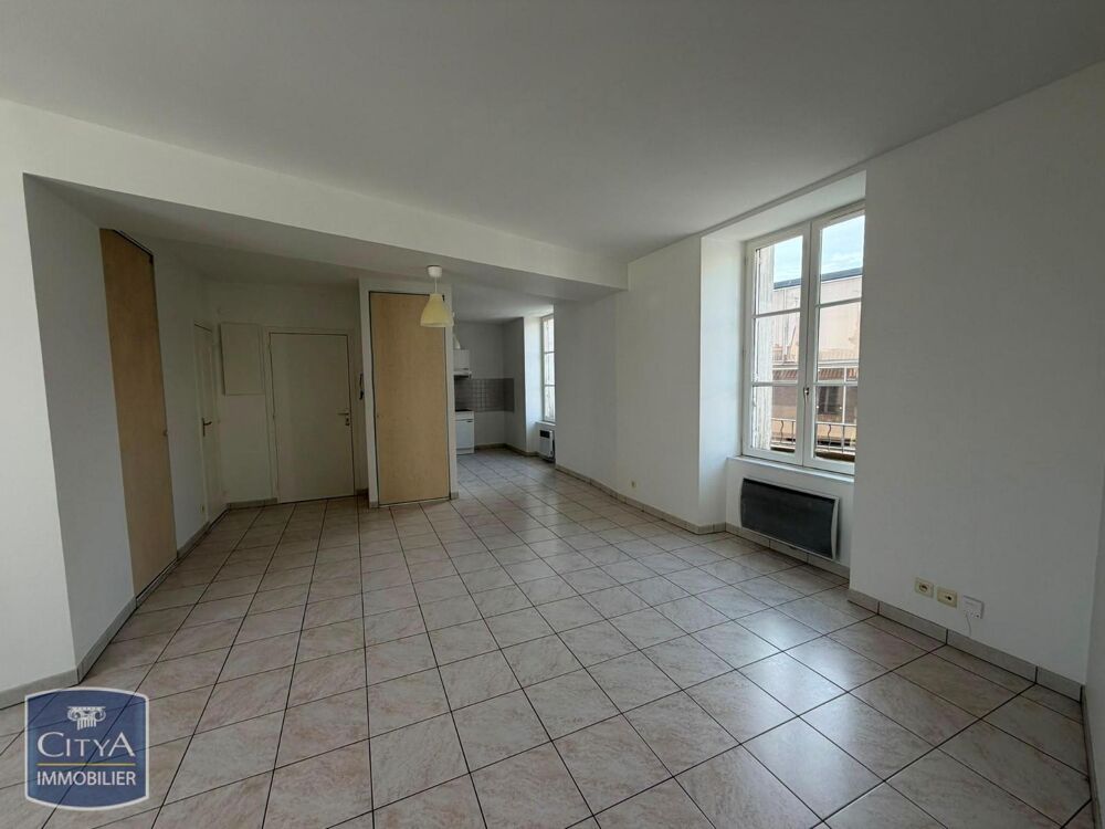location Appartement - 2 pièce(s) - 57 m² Poitiers (86000)