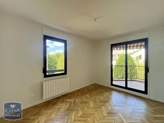  Appartement à louer 3 pièces 91 m²