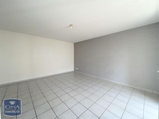  Appartement à louer 2 pièces 48 m²