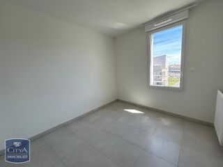  Appartement à louer 3 pièces 66 m²