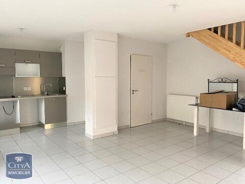   Location Maison Maison - 3 pice(s) - 65 m