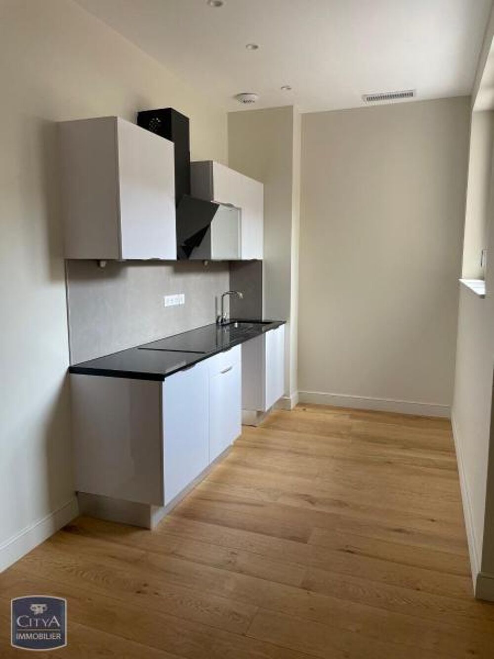 location Appartement - 3 pièce(s) - 73 m² Agay (83530)