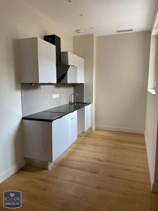  Appartement à louer 3 pièces 73 m²