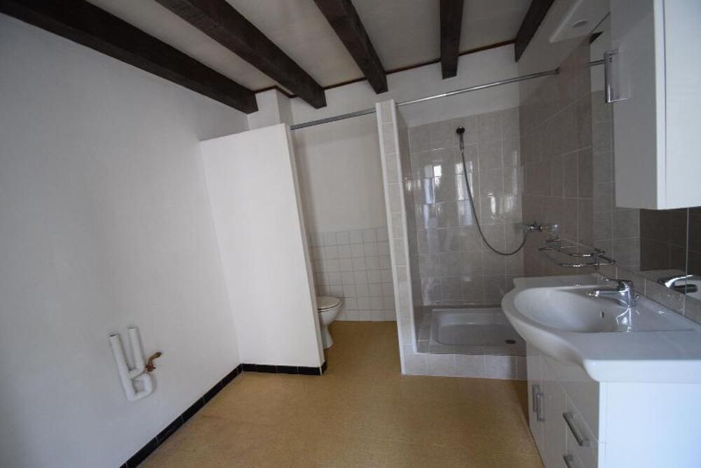 location Appartement - 3 pièce(s) - 66 m² Villeneuve-de-Berg (07170)