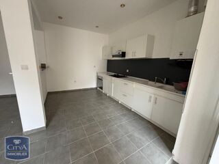  Appartement à louer 3 pièces 55 m²