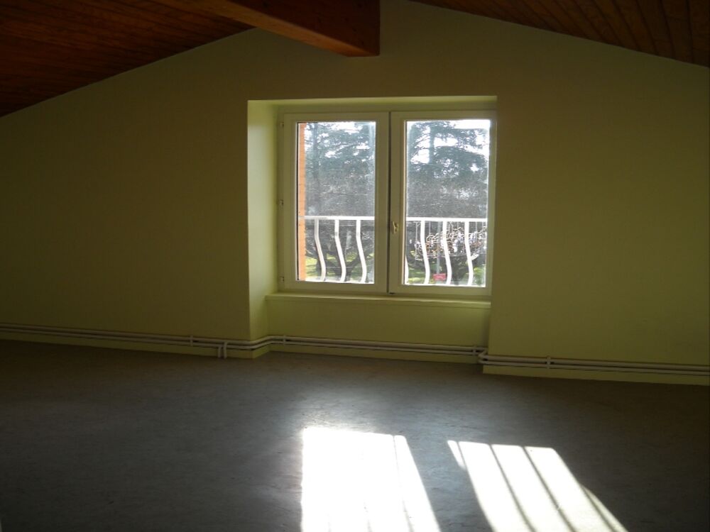 location Appartement - 4 pièce(s) - 94 m² Saint-Just-Saint-Rambert (42170)