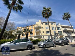  Parking / Garage � louer 12 m�