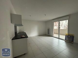 Appartement à louer 2 pièces 43 m²