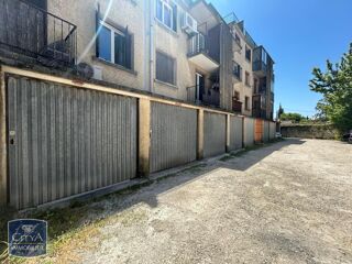  Parking / Garage à louer 