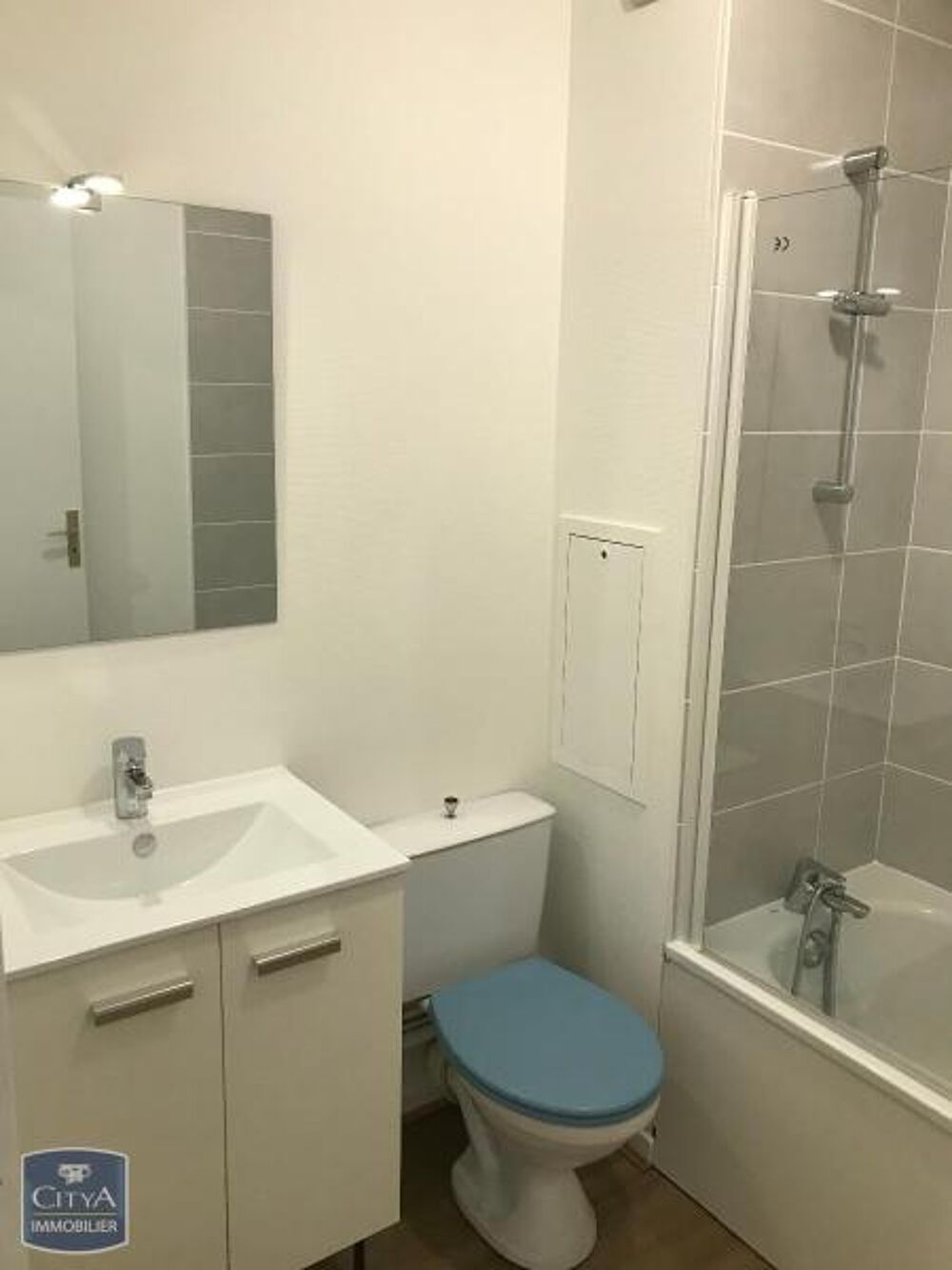 location Appartement - 2 pièce(s) - 49 m² Lyon 8