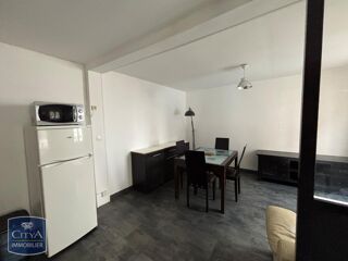  Appartement à louer 2 pièces 