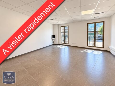 &Agrave; LOUER D&eacute;couvrez ce local professionnel d'exception,... 1000 13300 Salon de provence