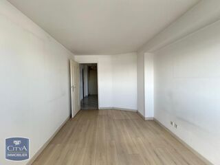  Appartement à louer 2 pièces 57 m²
