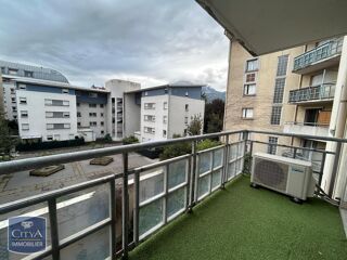  Appartement à louer 2 pièces 47 m²