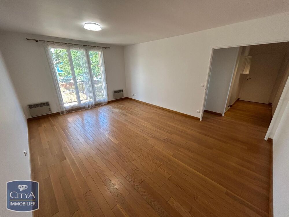 À LOUER : Appartement T3 situé à Voisins-le-Bretonneux, ....
