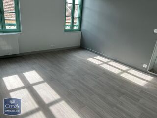  Appartement à louer 3 pièces 69 m²