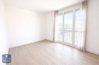  Appartement à louer 4 pièces 72 m²