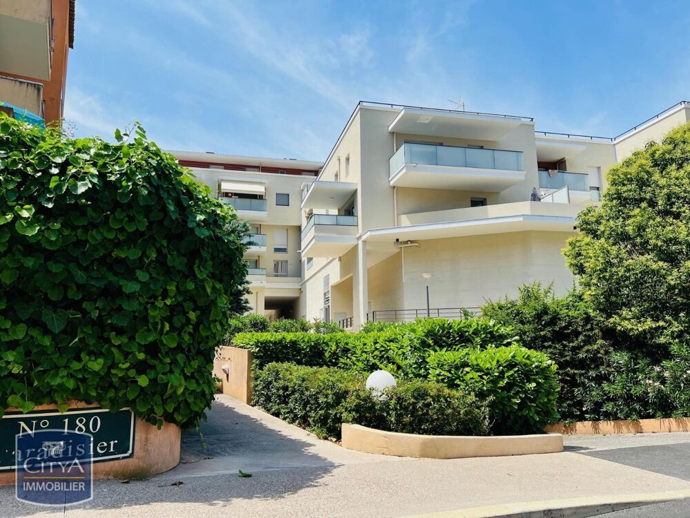 location Parking / Garage Mougins (06250)