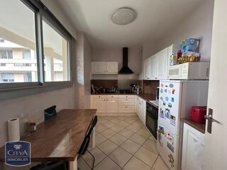  Appartement à louer 1 pièce 42 m²