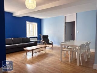  Appartement à louer 4 pièces 116 m²
